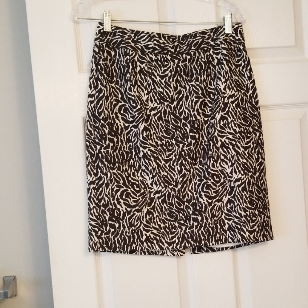 Pencil skirt